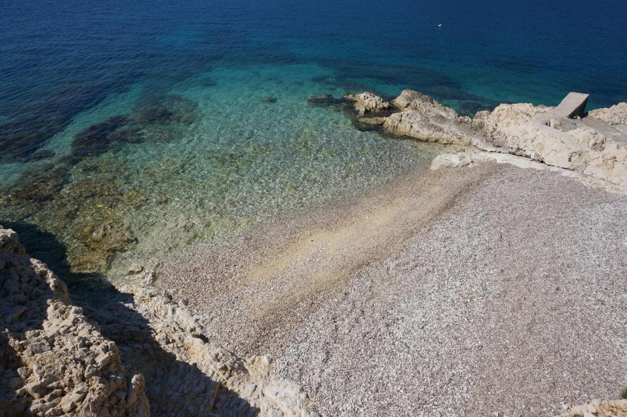 Apartment Layla - Intermezzo With Sea View In Center Of Rabac Exterior foto